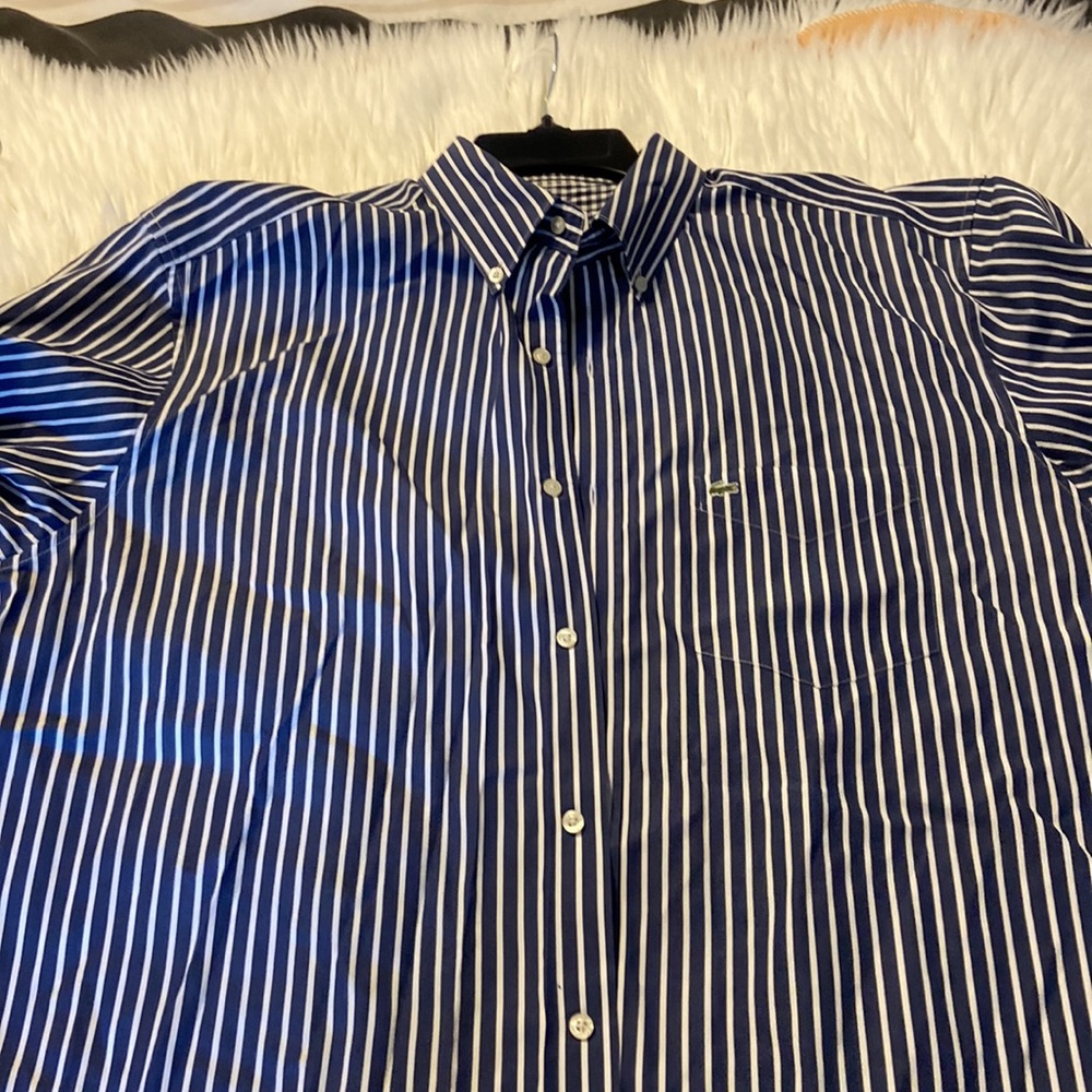 Lacoste Man Shirt size 44 never been worn bust 46” shirt long 30” - Picture 7 of 10